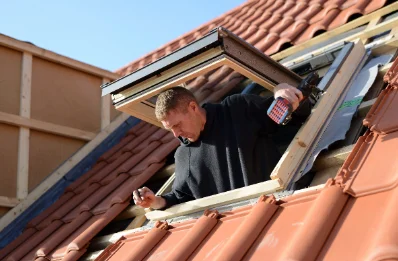 Pose de fenêtres de toit Velux à Sauqueville